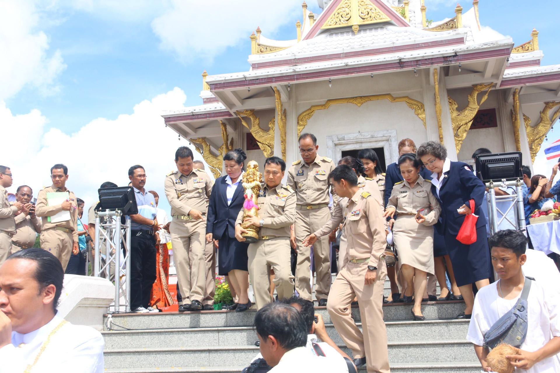 เปิดงานสมโภชหลักเมืองยะลาและงานกาชาด ครั้งที่ 56