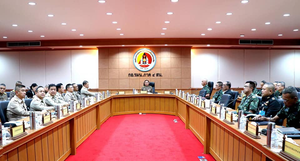 ร่วมต้อนรับองคมนตรี/ร่วมประชุมติดตามสถานการณ์ และตรวจเยี่ยมให้กำลังใจแก่เจ้าหน้าที่ในพื้นที่ฯ
